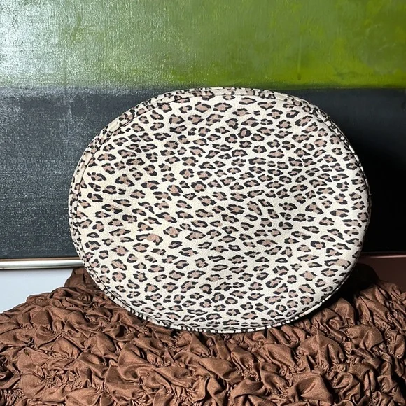 Vintage leopard pill box hat (suede - Picture 5 of 5
